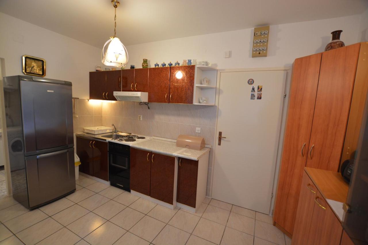 Apartament Maja Kornić Zewnętrze zdjęcie